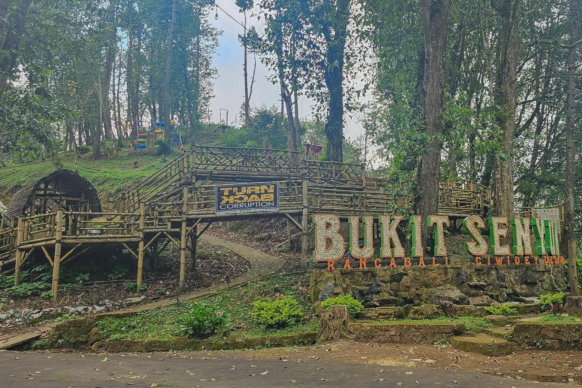 Bukit Senyum Residence Mitra Reddoorz Baruhtunggul Exterior foto